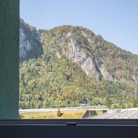 B&B Hotel Cluses Sud Екстер'єр фото