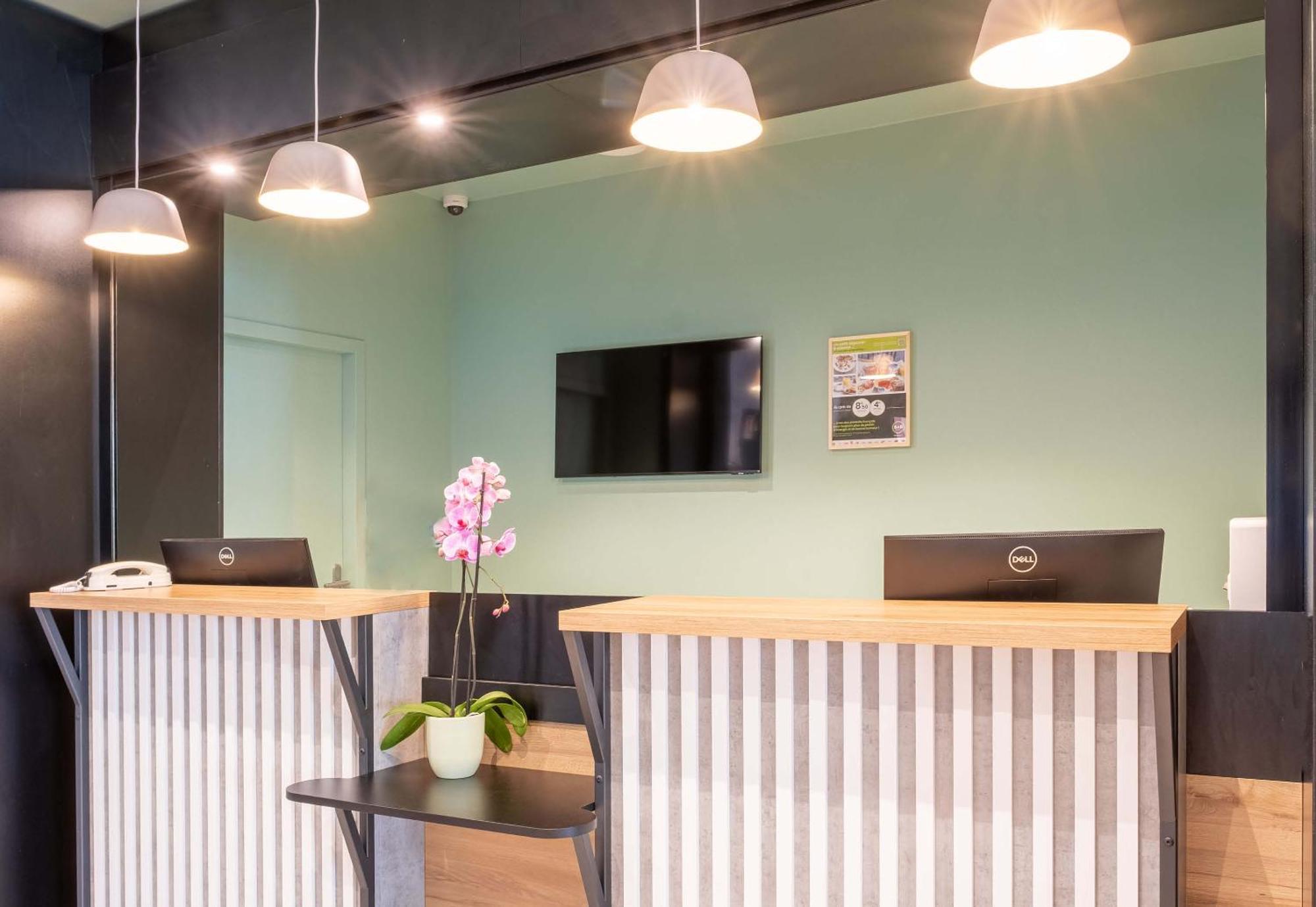 B&B Hotel Cluses Sud Екстер'єр фото